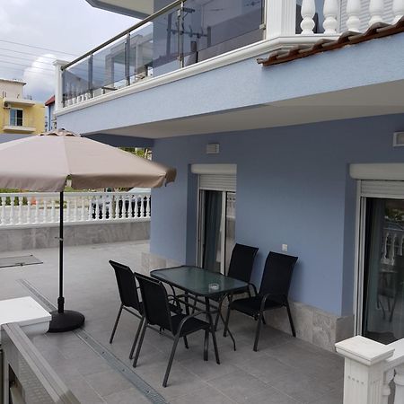 D&B Apartment 3 Paralia Katerinis Exterior photo