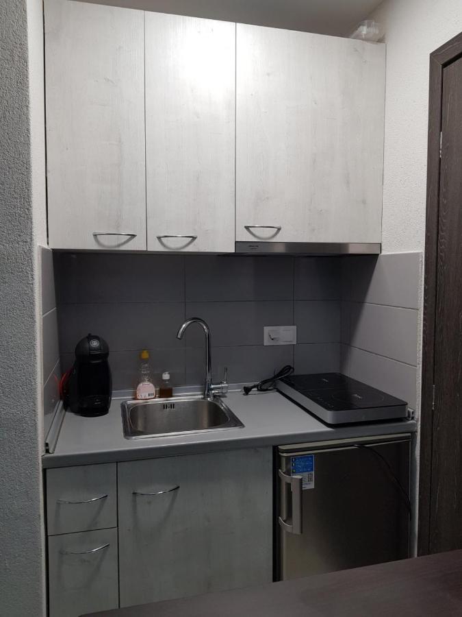 D&B Apartment 3 Paralia Katerinis Exterior photo